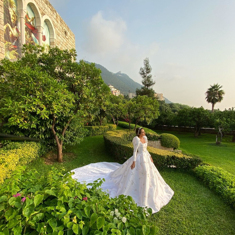 ملكات جمال انستقرام@valerieabouchakra