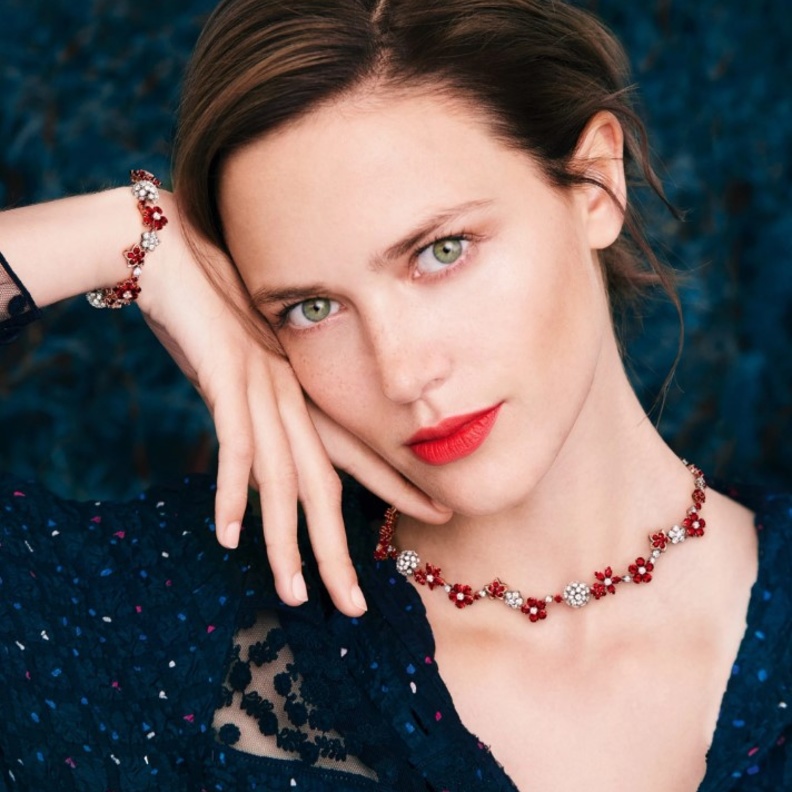 من مجموعة Folie des prés لفان كليف أند آربلز Van Cleef and Arpels