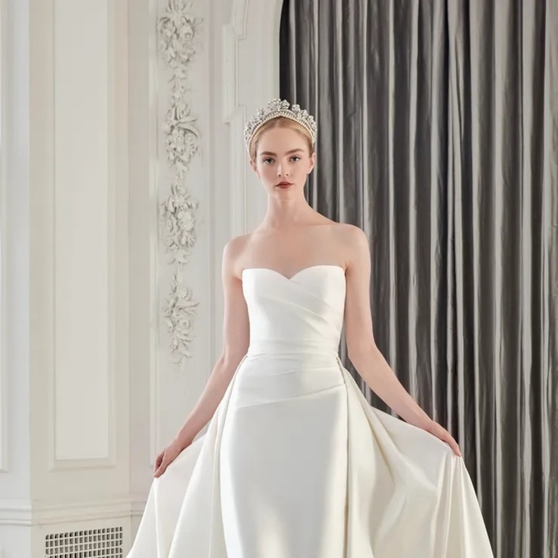 موديلات فساتين زفاف بطبقة اضافية@sarehnouri