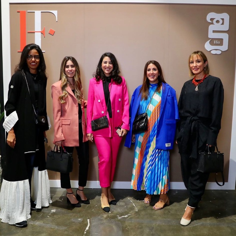 نخبة من الشخصيات في إطلاق مؤتمر مستقبل االازياء