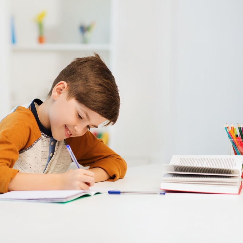 نصائح ذكية تحبب أطفالنا بوقت الدراسة