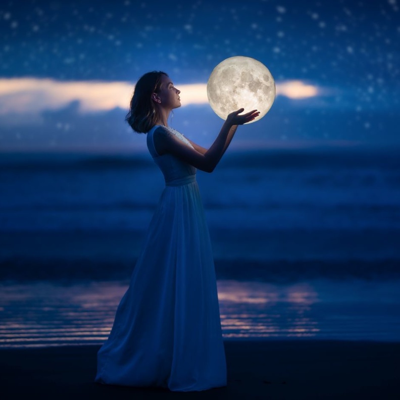 هل القمر المكتمل في برج الثور جيّد لمواليد برج السرطان؟