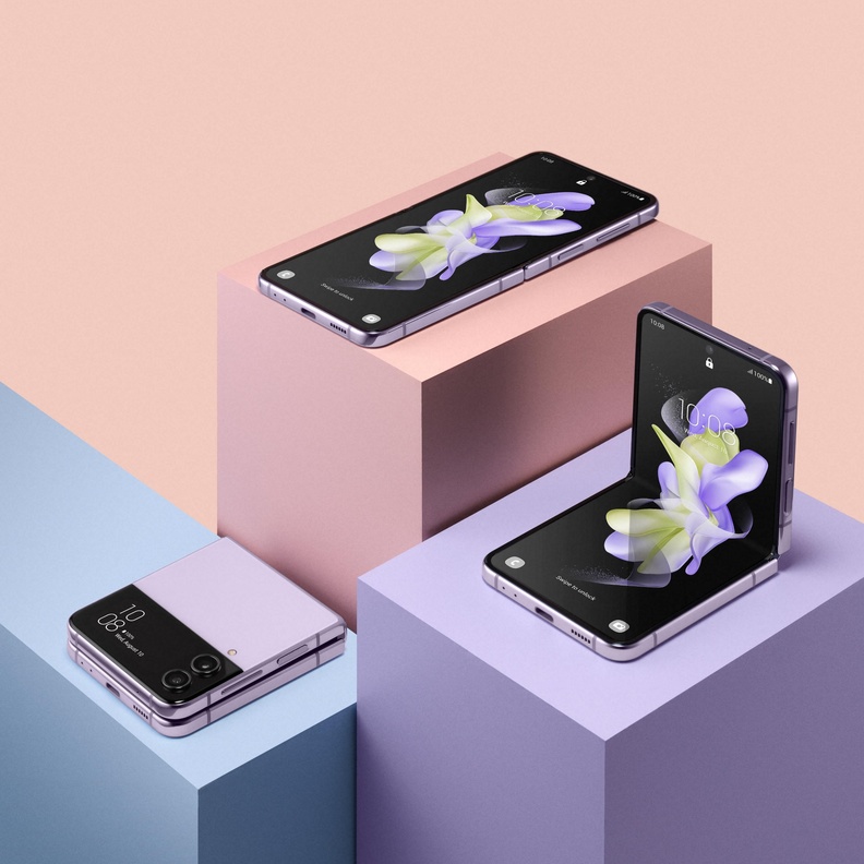 ابتكارات تحاكي أنماط الحياة العصرية مع الوظائف المتقدمة في هاتف Z Flip4 Galaxy من سامسونج