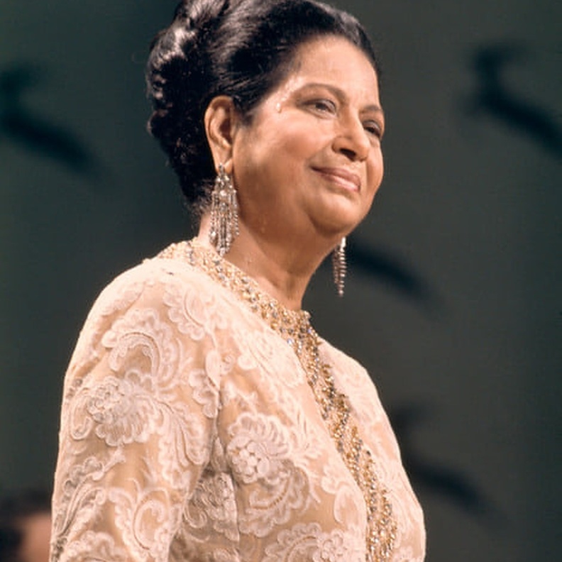  أشهر مجوهرات أم كلثوم "سيدة الغناء العربي"