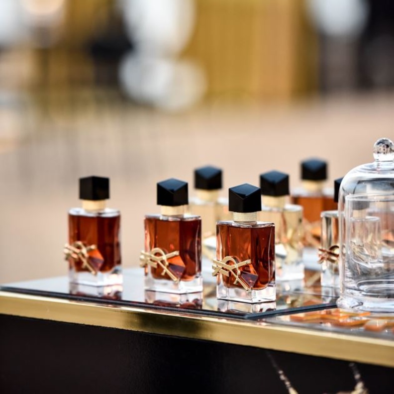 Yves Saint Laurent Beauté تحتفل بإطلاق عطر LIBRE LE PARFUM الجديد في دول الخليج