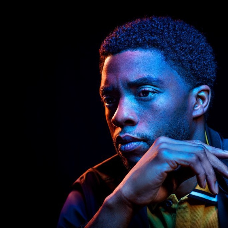  الراحل تشادويك بوسمان