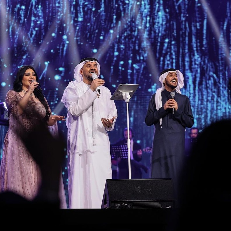  حسين الجسمي وأصيل هميم وعايض يوسف