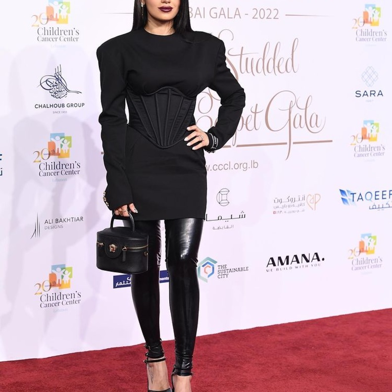 ستيفاني صليبا وبشرى في صورة عفوية لافتة 