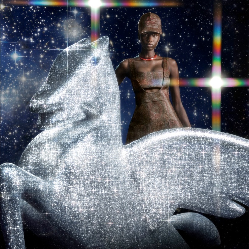 مجموعة ETRO "Step into the Holidays" لربيع وصيف 2023 من توقيع Marco De Vincenzo