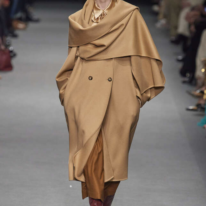 وشاح الرقبة أو العنق من Acne