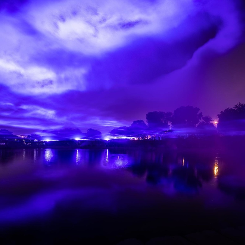 عرض ساحر لـ 2000 طائرة درون في انطلاق فعاليات نور الرياض