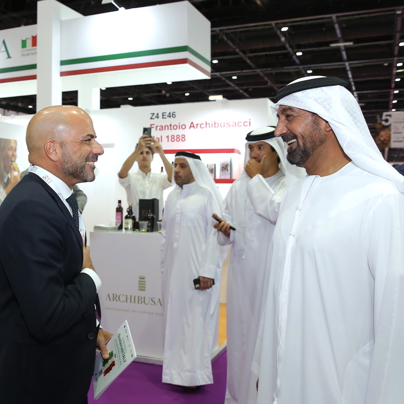 إيطاليا تعزز قطاع الغذاء المستدام ضمن مهرجان المأكولات المتخصصة لعام 2022 في دبي 