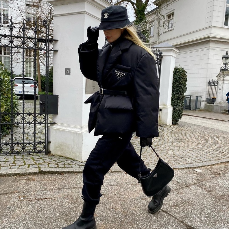 5 أفكار لتنسيق الـ Puffer jackets للوك أنيق وعمليّ