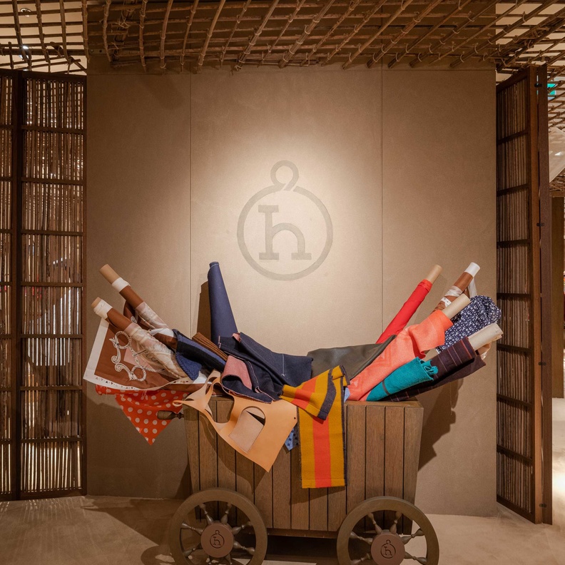 سوق petit h في متجر هيرمس يحطّ رحاله في دبي