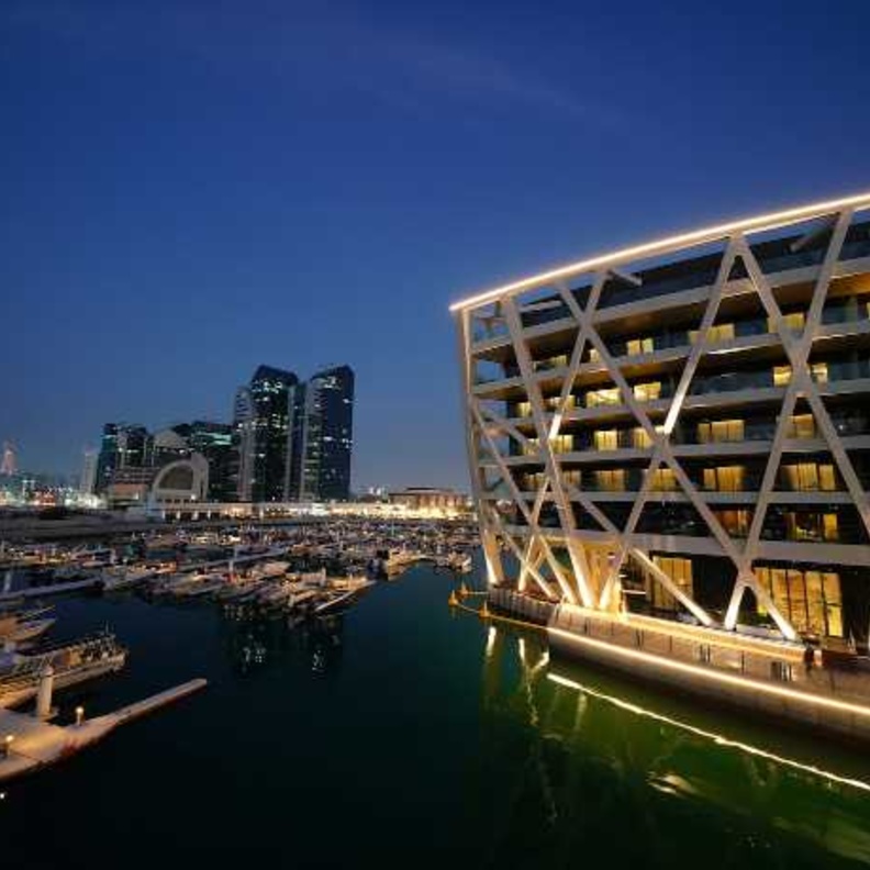 ما هي التجارب الجديدة التي تنتظرك في فندق دا أبوظبي إديشن؟