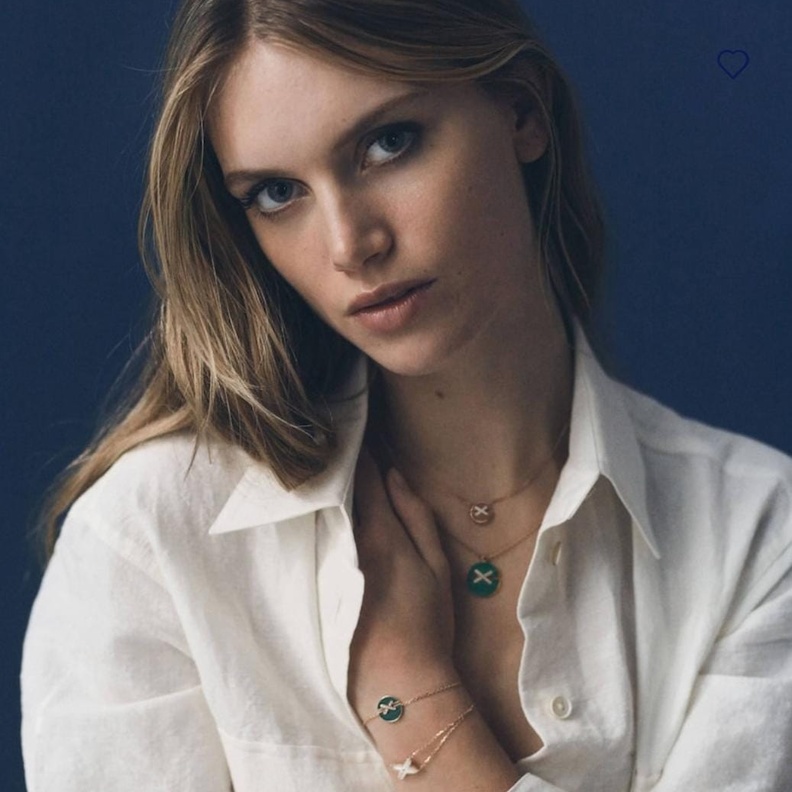 مجوهرات الذهب الوردي من موقع شوميه