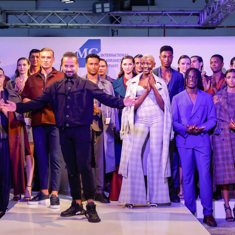 مجلة هي مع دويغو بيسبيتشاك مديرة الاتصالات المؤسسية لدى إم جي العالمية للعطور