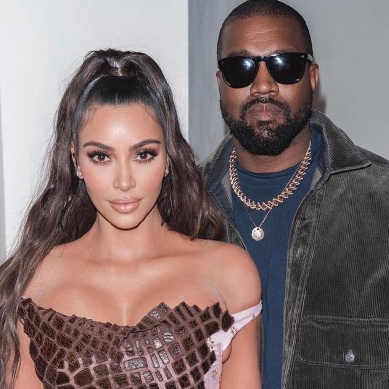 كيم كارداشيان وكاني ويست وأطفالهم