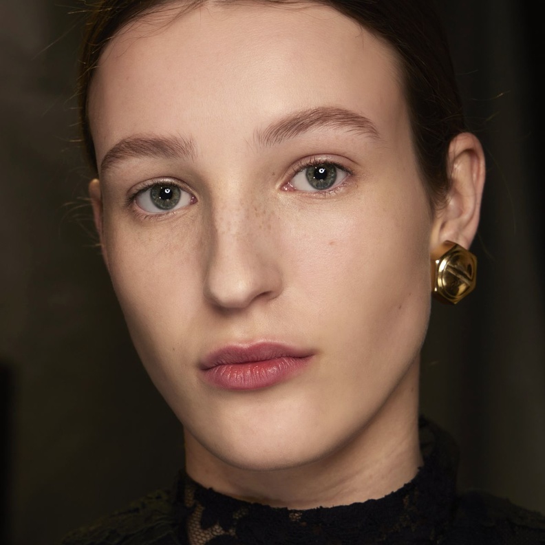 علاجات طبيعية لتجاعيد البشرة وخطوات تطبيقها بسهولة