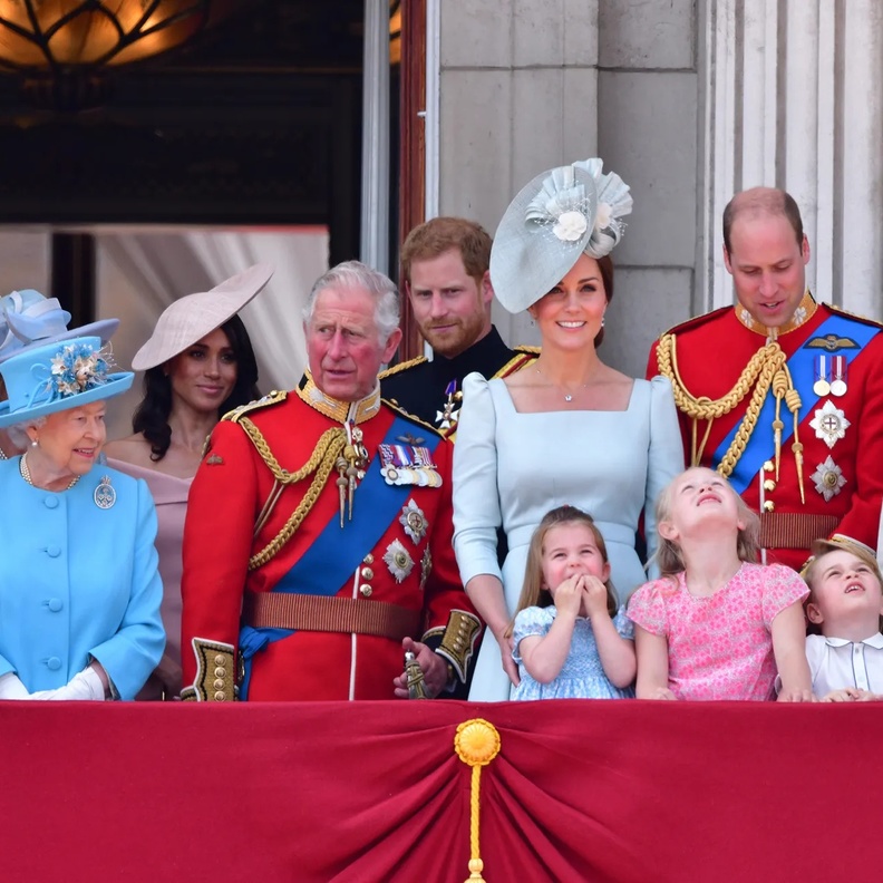 أكثر الكتب الملكية إثارة للجدل على مر السنوات