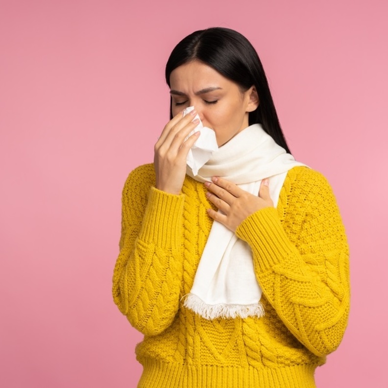 اشخاص تلازمهم الانفلونزا طوال فصل الشتاء