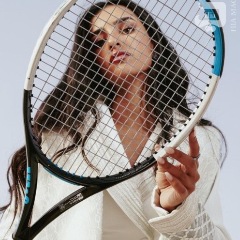 يارا الحقباني ولارا بخاري.. تتألقان في المباراة الاستعراضية بين أبطال المملكة والنجوم العالميين في الدرعية