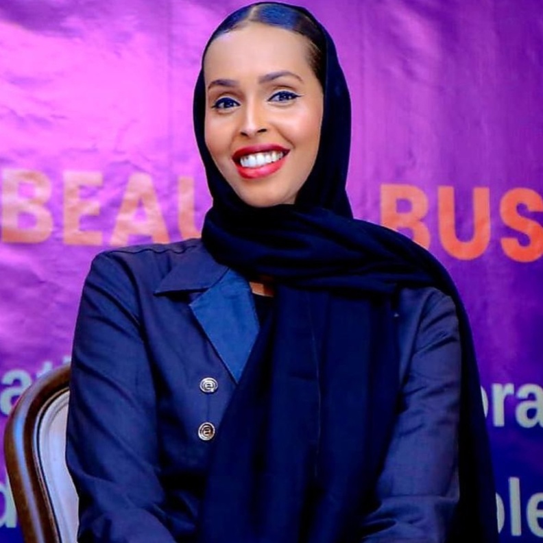 بمشاركة عارضات الأزياء والمدونات العالميات.. الرياض تحتضن انطلاق النسخة الأولى من Modest Fashion Show