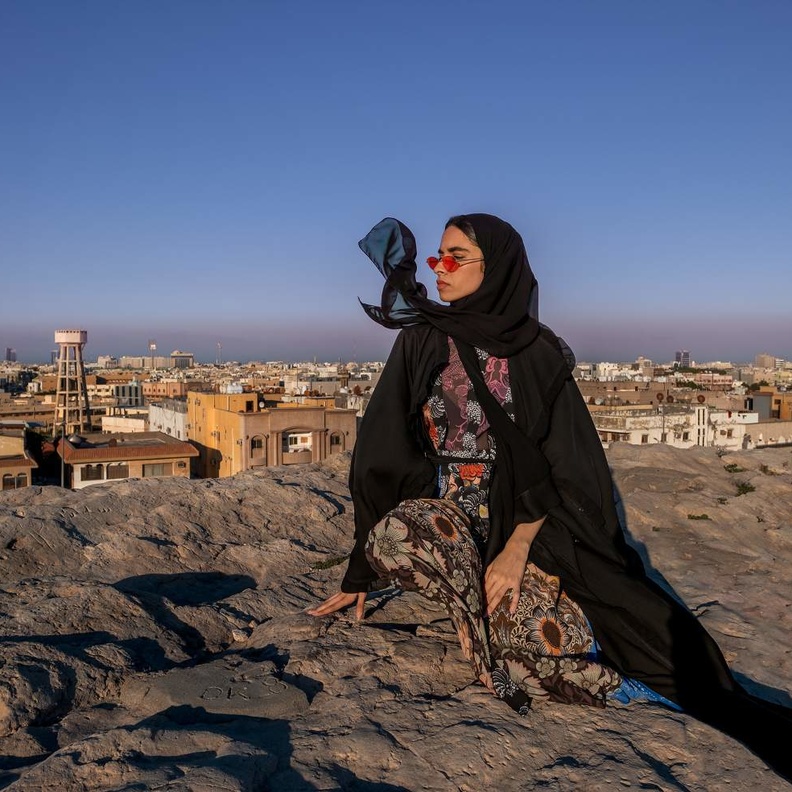 الفنانة والمعمارية السعودية ساره المداح