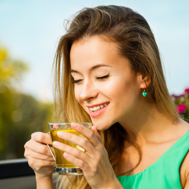 الشاي الأخضر.. كنزٌ من الفوائد لمشاكل صحية عدة