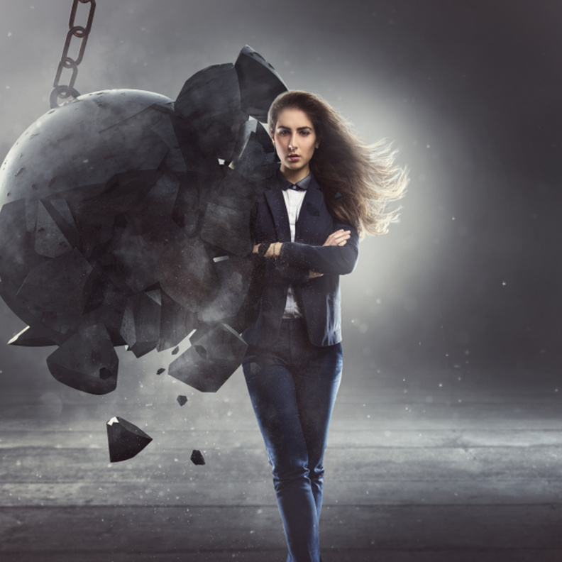 تعرفي على صفات النساء العصاميات للوصول إلى الشهرة والعالمية