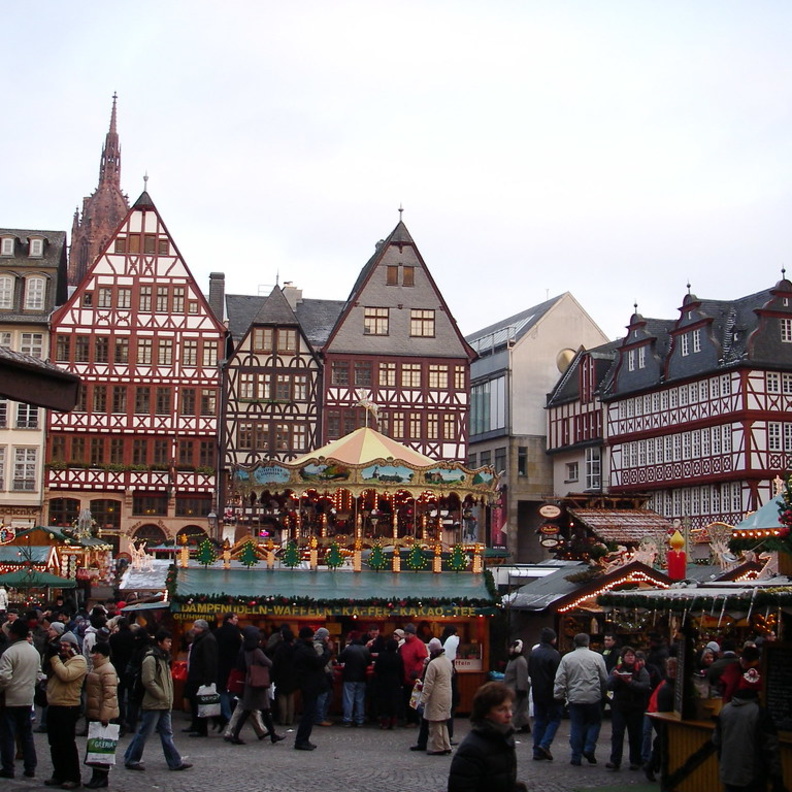 فرانكفورت من أجمل وجهات السياحة في رأس السنة بواسطة Jean & Nathalie