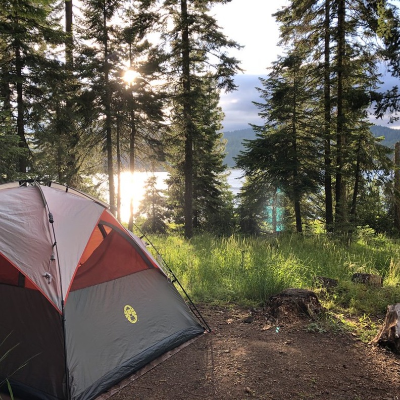 متعة رحلات التخييم في الشتاء وأهم الأدوات بواسطة BLM Oregon & Washington