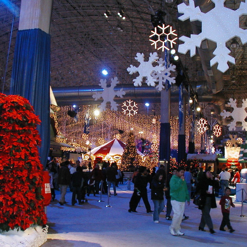 معلومات السفر في موسم الأعياد بصحبة العائلة بواسطة Pictophile