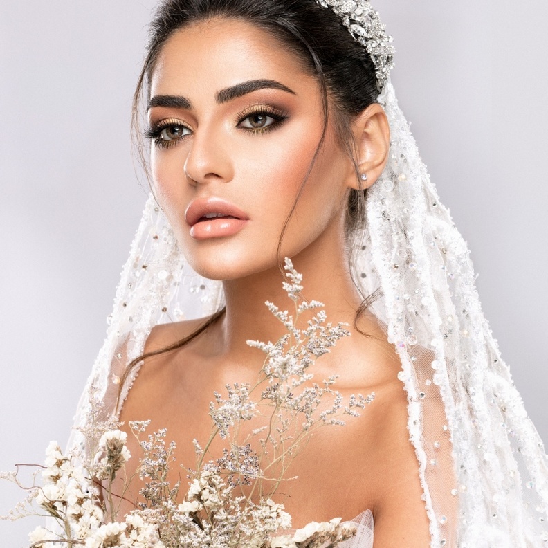 مكياج ترابي لخبير التجميل فادي قطايا