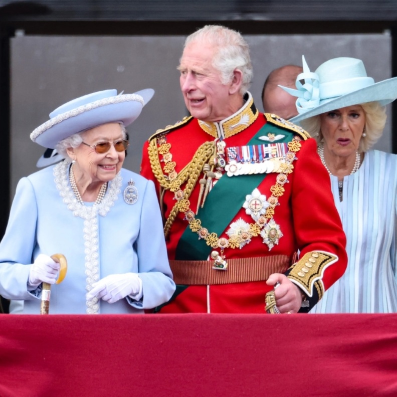 ملك وملكة بريطانيا يستعينان بالطب البديل للعناية بصحتهما