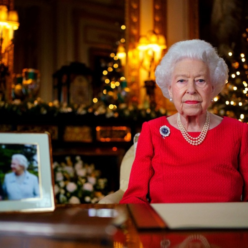 ما بين أول وآخر خطاب.. أين سٌجلت رسائل نهاية العام للملكة إليزابيث الراحلة؟