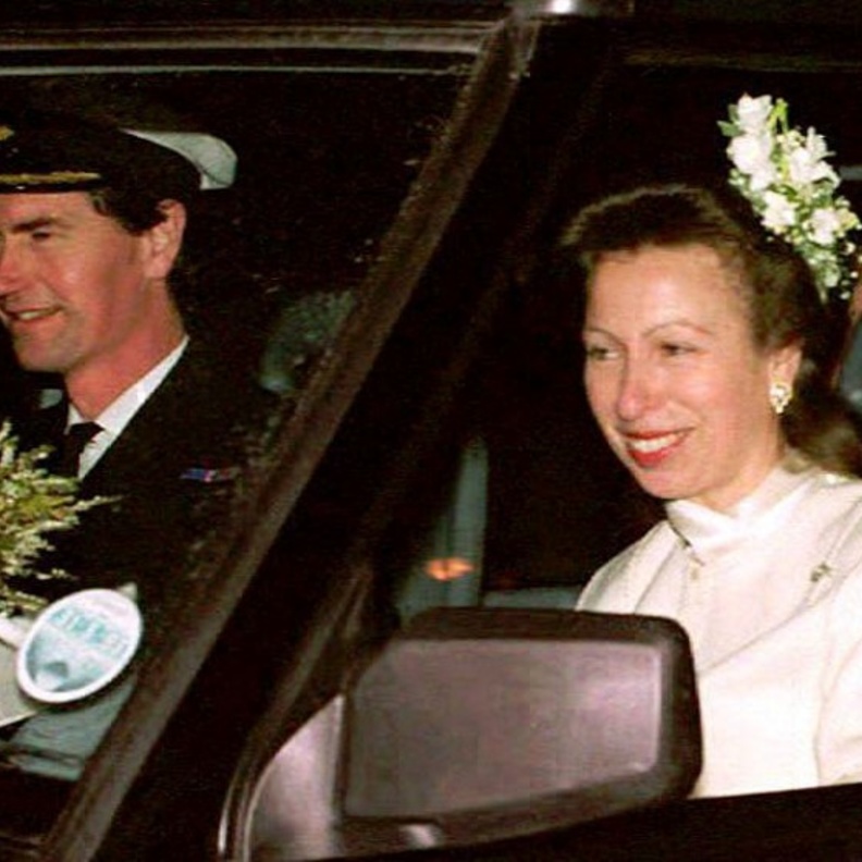 بمناسبة 30 عاما على زواجهما.. من هي الأميرة آن والسير تيموثي لورانس؟