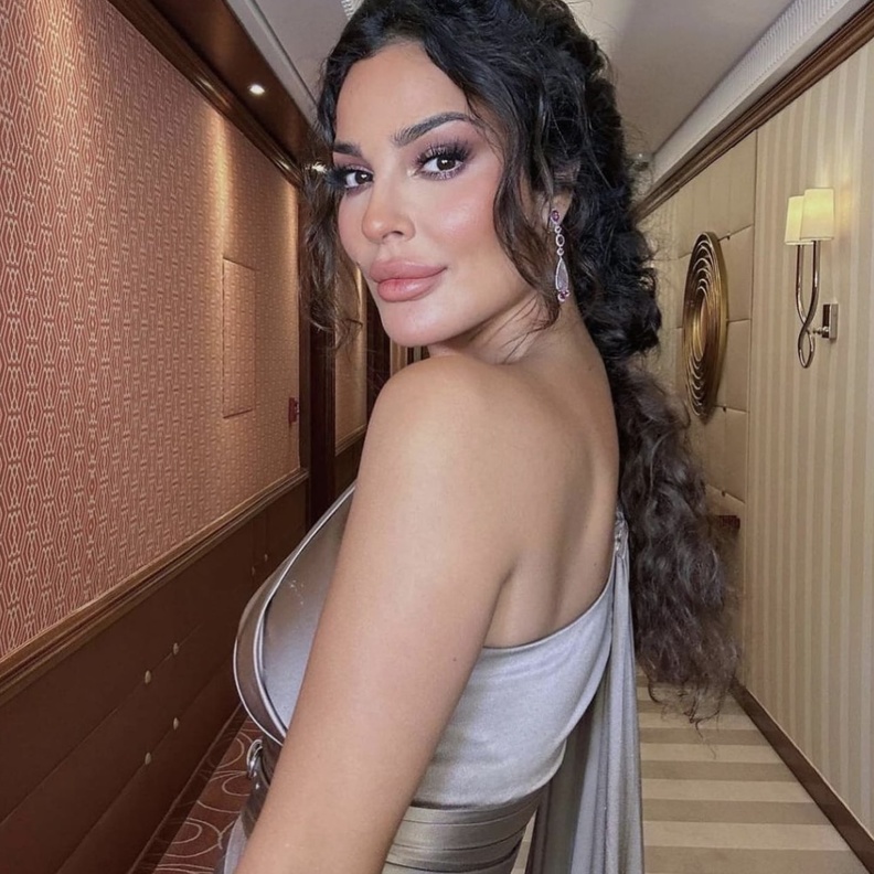 تسريحات شعر لا تزول على خطى النجمات اللبنانيات في مهرجان البحر الأحمر السينمائي 2022