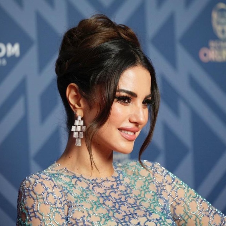 إطلالات جمالية راقية لفتت أنظارنا للنجمات العرب في حصاد 2022..اتبعي أساليبهن