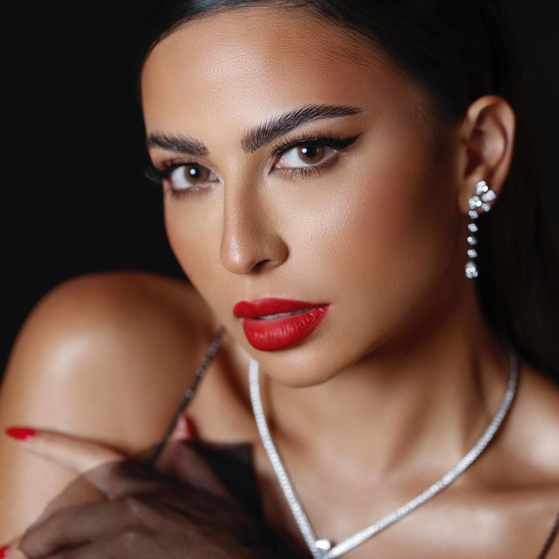 مكياج راس السنة 2023 على طريقة النجمات السعوديات