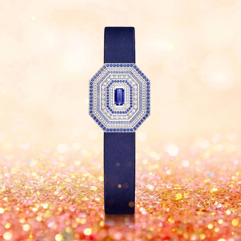 ساعة من  Harry Winston