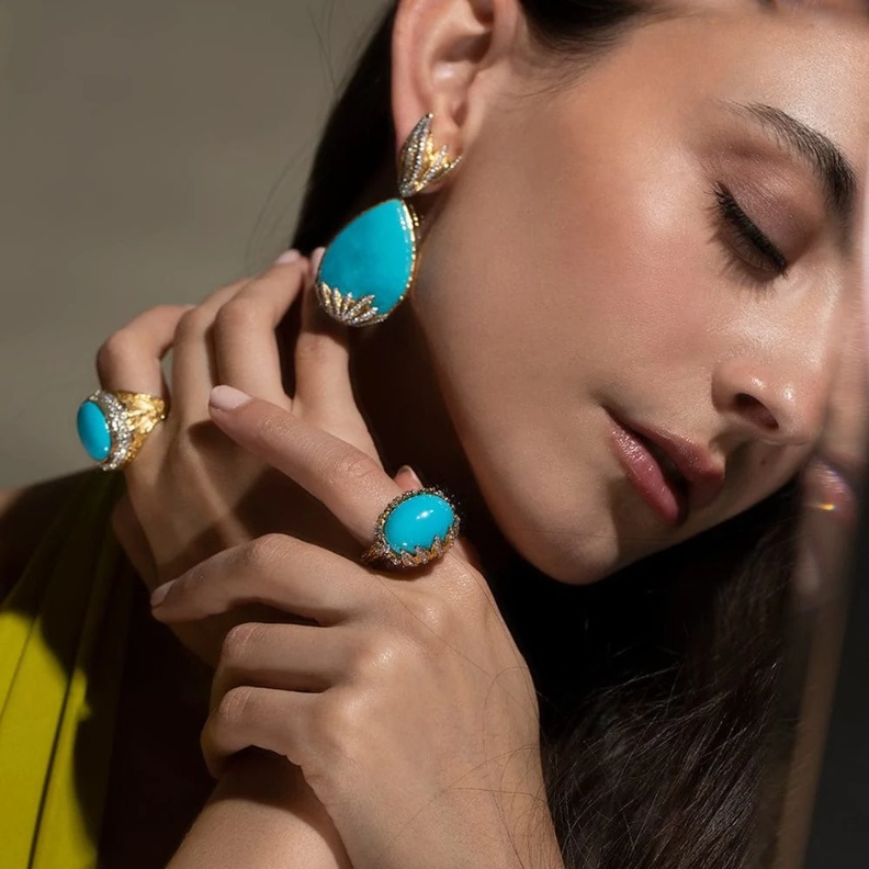 مجوهرات من VICTOR VELYAN من موقع marissa