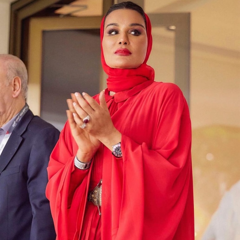 الشيخة موزة