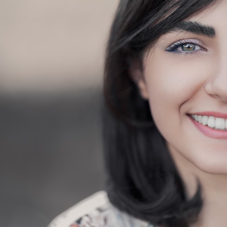 كيف تحصلين على ابتسامة جذابة بالطرق التجميلية