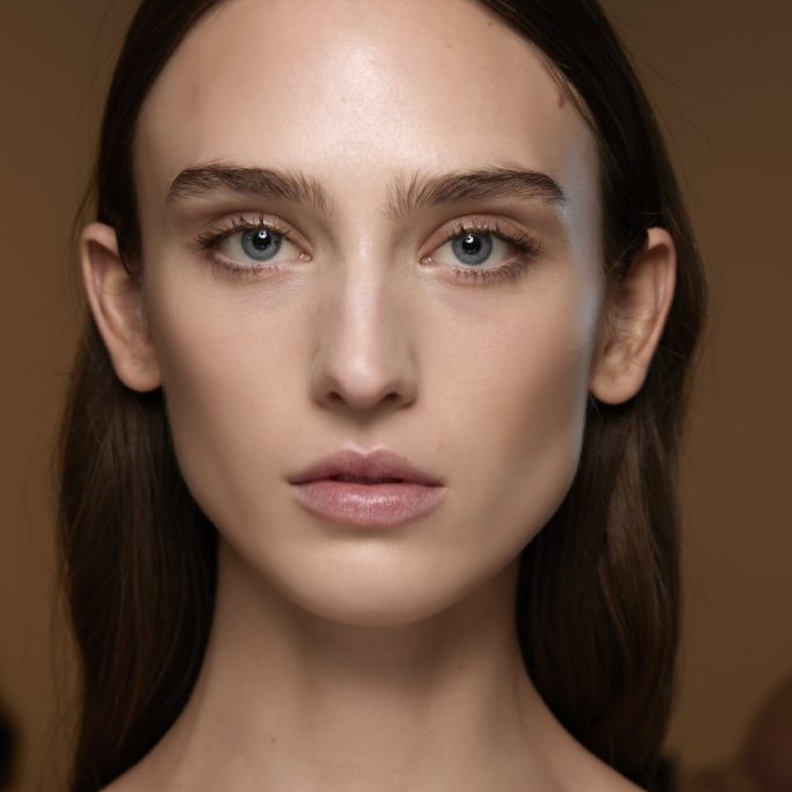 لبشرة مُضيئة قبل رأس السنة ... إعتمدي هذا المُكون الطبيعي