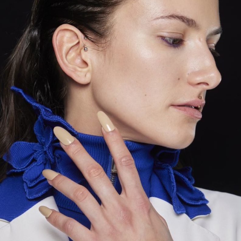 طرق طبيعية مجربة لتقوية الاظافر والتخلص من تكسرها