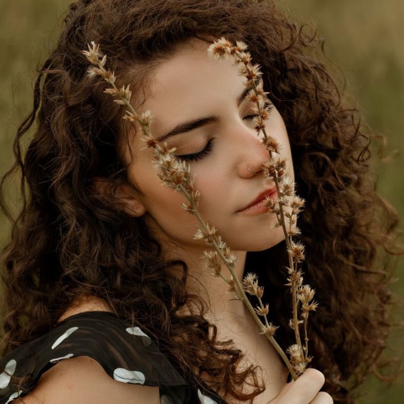 علاجات تجميلية غير جراحية لعلاج مشاكل تساقط الشعر