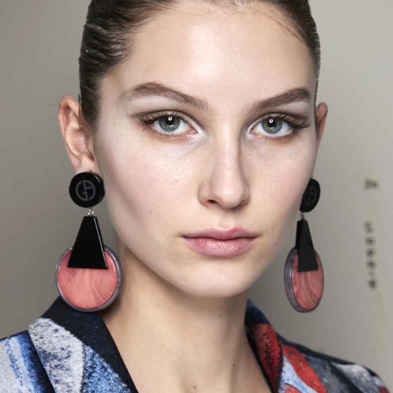  مكياج عيون ميتاليك بمناسبة رأس السنة 2023