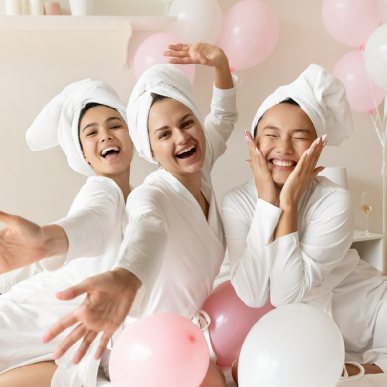 الدليل الكامل لواجبات وصيفات العروس