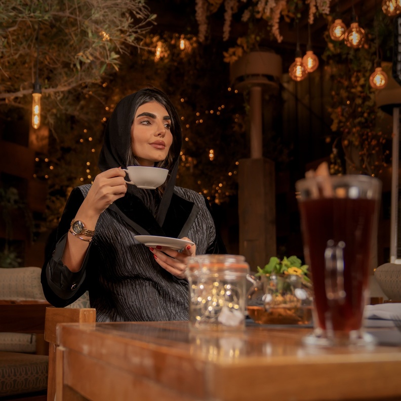 اجواء شتويّة و لحظَات جَميلة تنتظرُكم فِي مَقهى لابراسيري